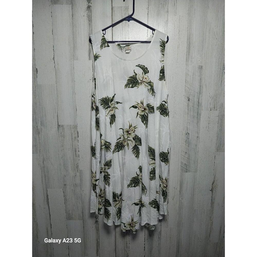 Hawaii Station White Orchid Dress Plus Size Sleeveless